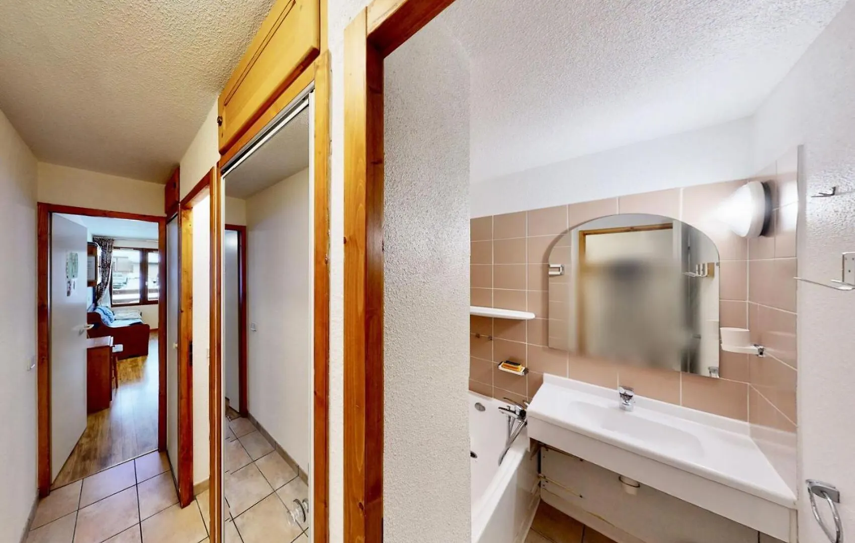 Residence Les Jardins De Val - Bel Appartement 6 Personnes, Avec 2 Salles De Bain, Situe A 350 M Du Centre Et 450 M Des Pistes Mae-4494 Val-d'Isere France
