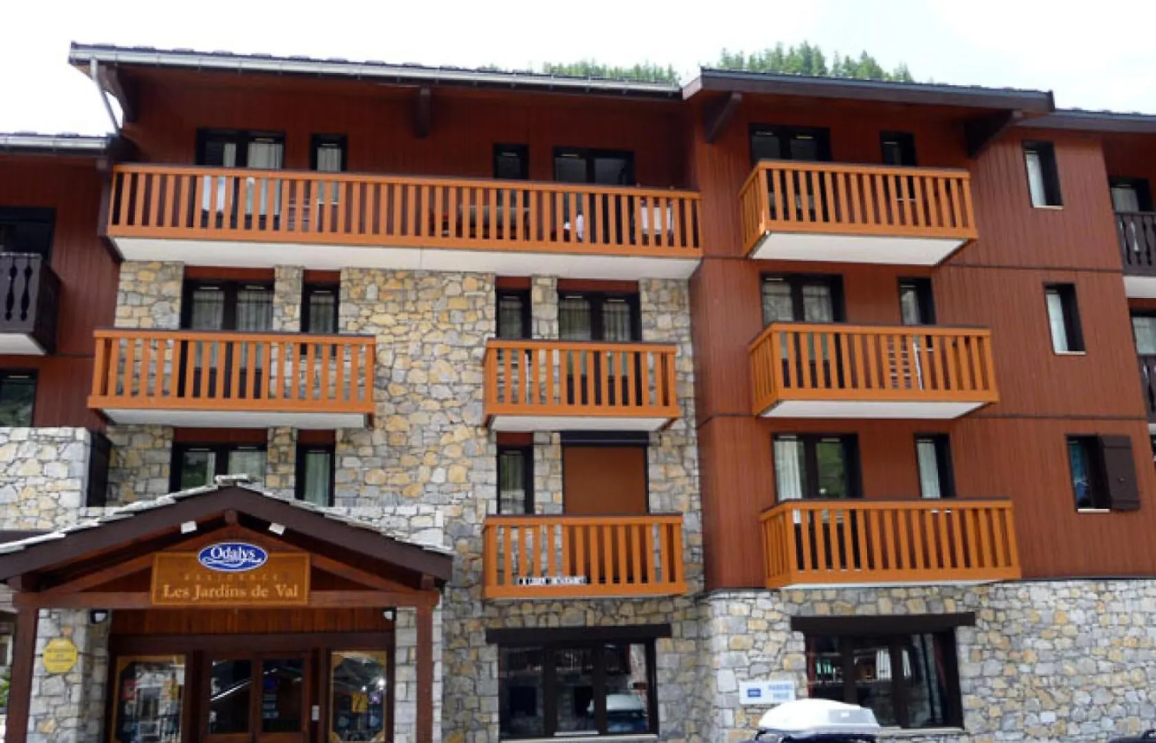 Residence Les Jardins De Val - Bel Appartement 6 Personnes, Avec 2 Salles De Bain, Situe A 350 M Du Centre Et 450 M Des Pistes Mae-4494 Val-d'Isere France